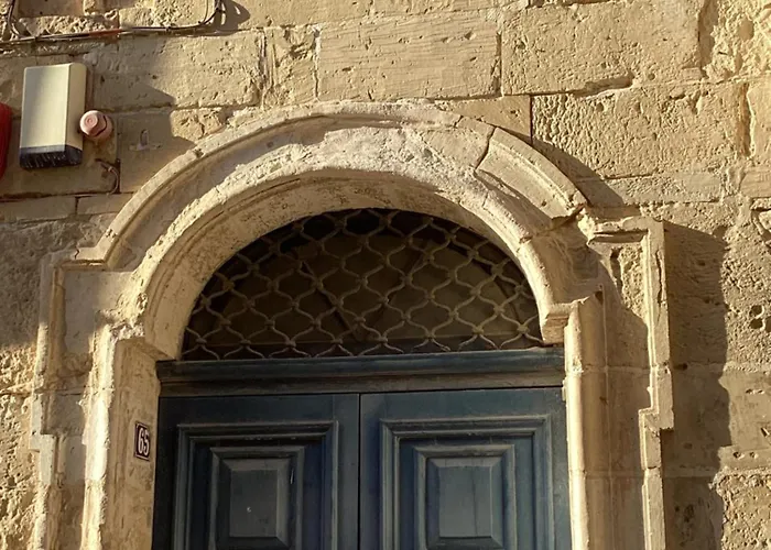 Valletta Harbour View Studio 2B *